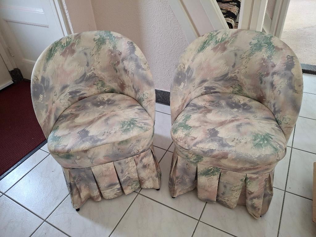Zaterdag 2 mei gratis ophalen cocktailstoeltjes, Huis en Inrichting, Stoelen, Ophalen, Gebruikt, Stof, Drie