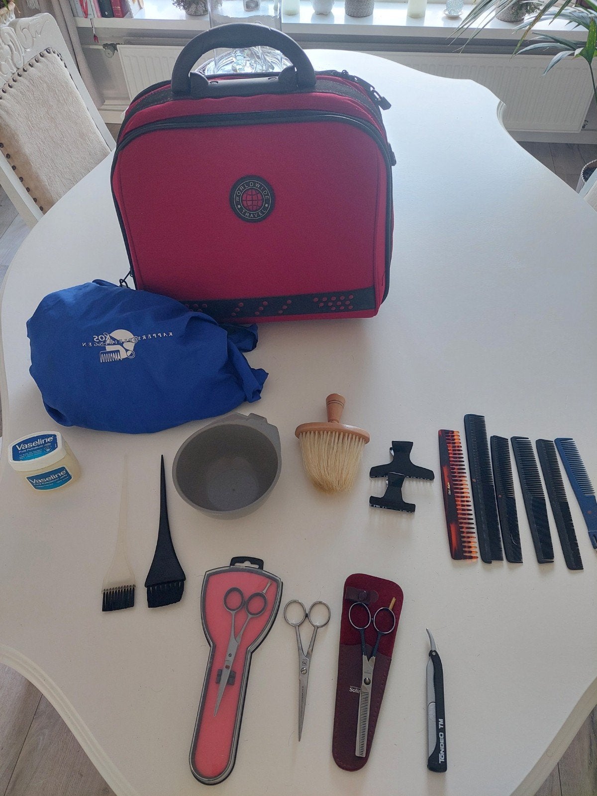 Professionele kappers scharen en benodigdheden, Ophalen, Zo goed als nieuw, Kam of Borstel