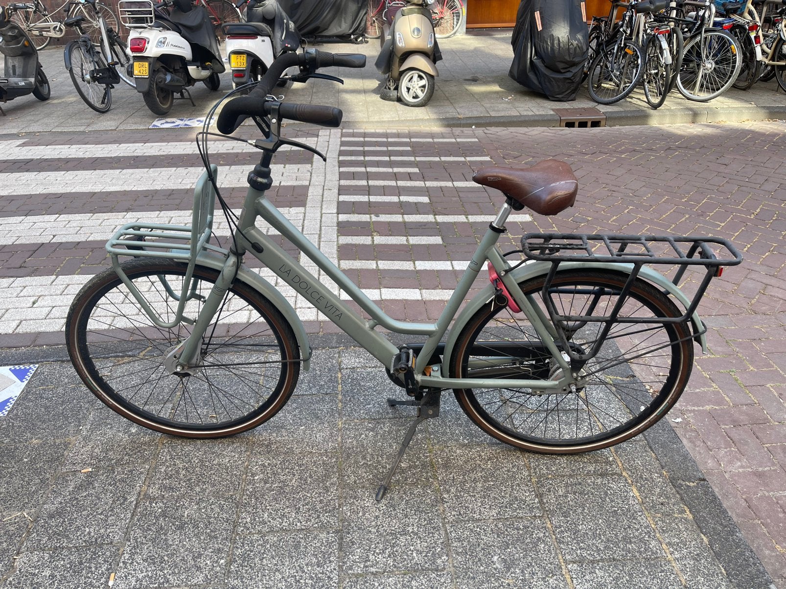 BSB Le Dolce Vite familie fiets 🚲🚲🚲🚲, Fietsen en Brommers, Fietsen | Dames | Damesfietsen, 56 cm of meer, Ophalen, Zo goed als nieuw