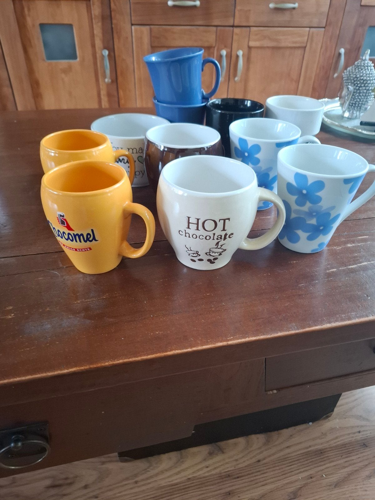 Diverse mokken en kopjes - set van 12, Gebruikt, Keramiek, Ophalen of Verzenden, Overige stijlen