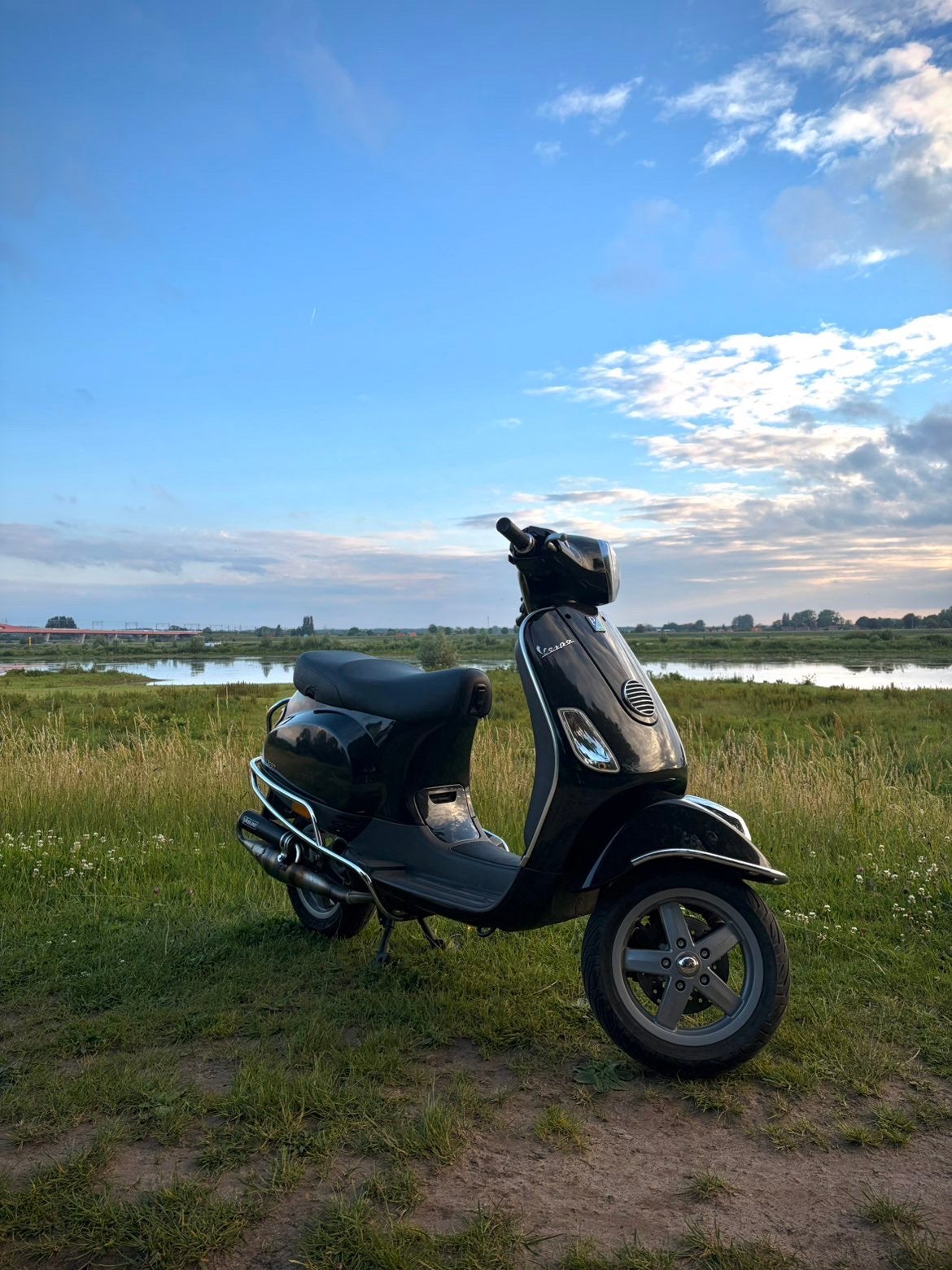 Vespa lx50 2-takt (2009), Fietsen en Brommers, Scooters | Vespa, Ophalen, Gebruikt, Maximaal 45 km/u, Benzine
