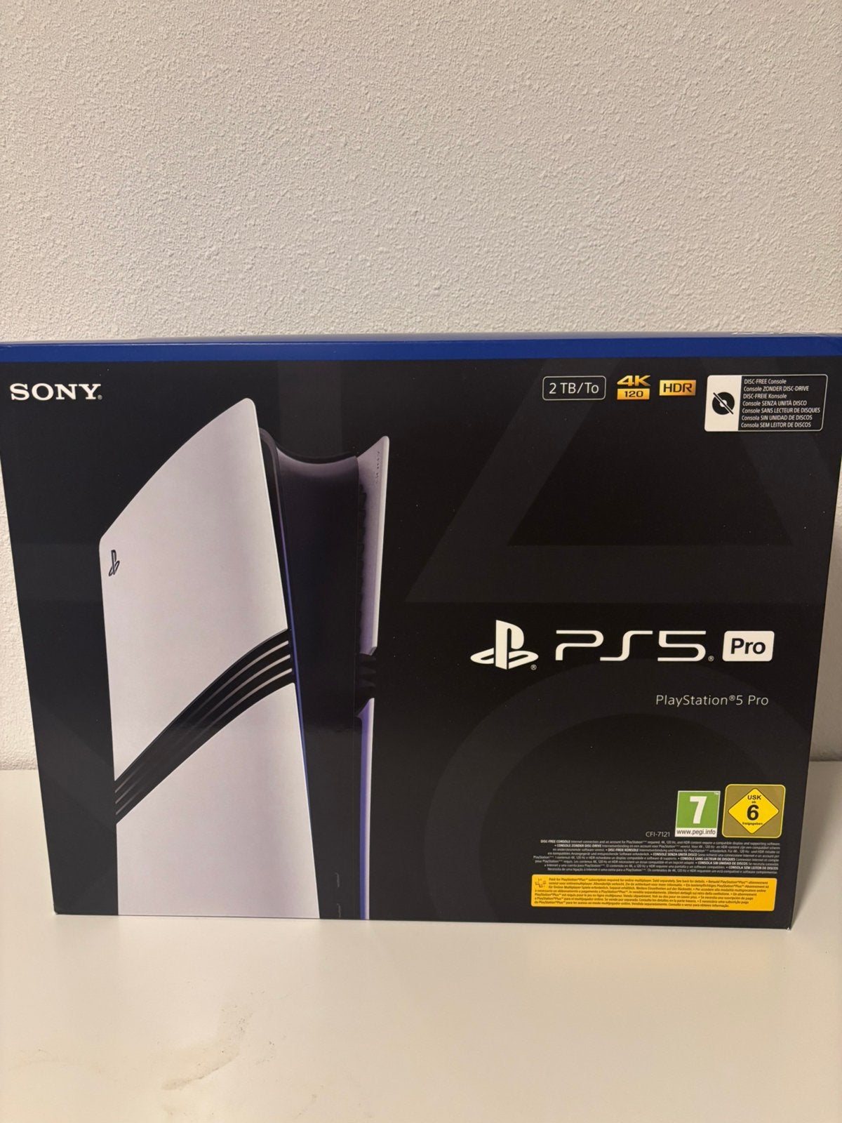 Sony Playstation 5 Pro Nieuw / Sealed incl. factuur, Spelcomputers en Games, Ophalen, Zo goed als nieuw