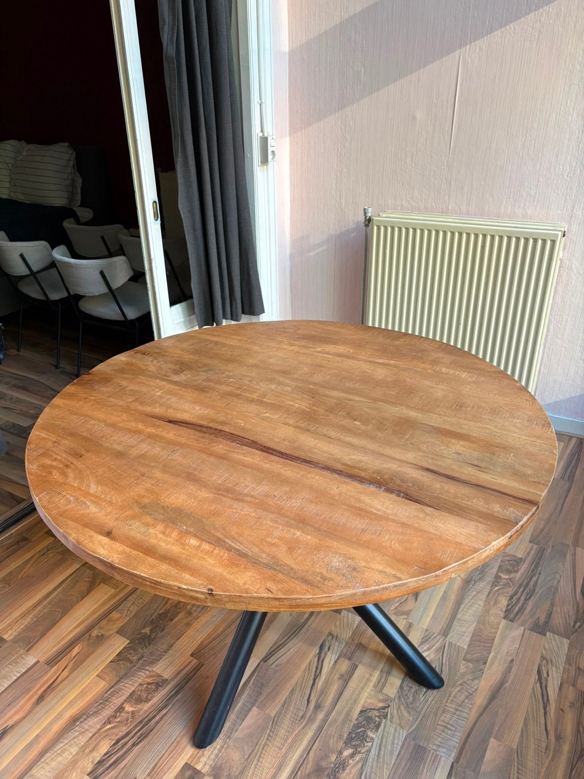 Ronde eettafel van mangohout, 130 cm breed, Ophalen, Gebruikt, 100 tot 150 cm, Rond