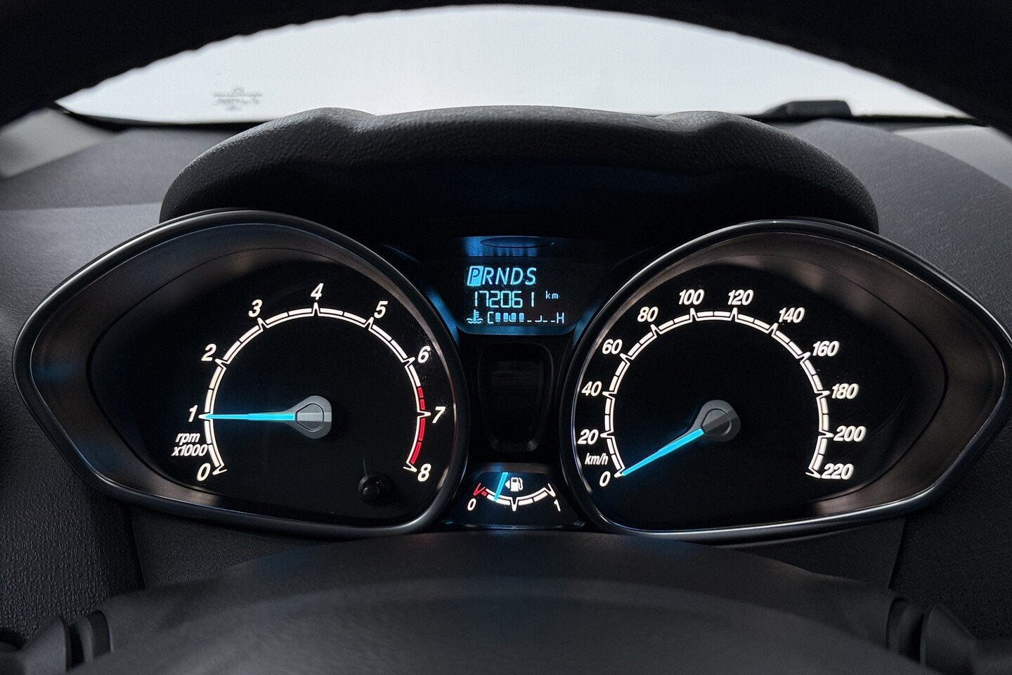 Foto 7 van Ford Fiesta 1.0 EcoBoost Titanium Automaat (NAVIGATIE, CRUIS