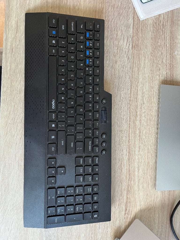 Bluetooth toetsenbord, Ophalen, Multi-device, Zo goed als nieuw, Draadloos