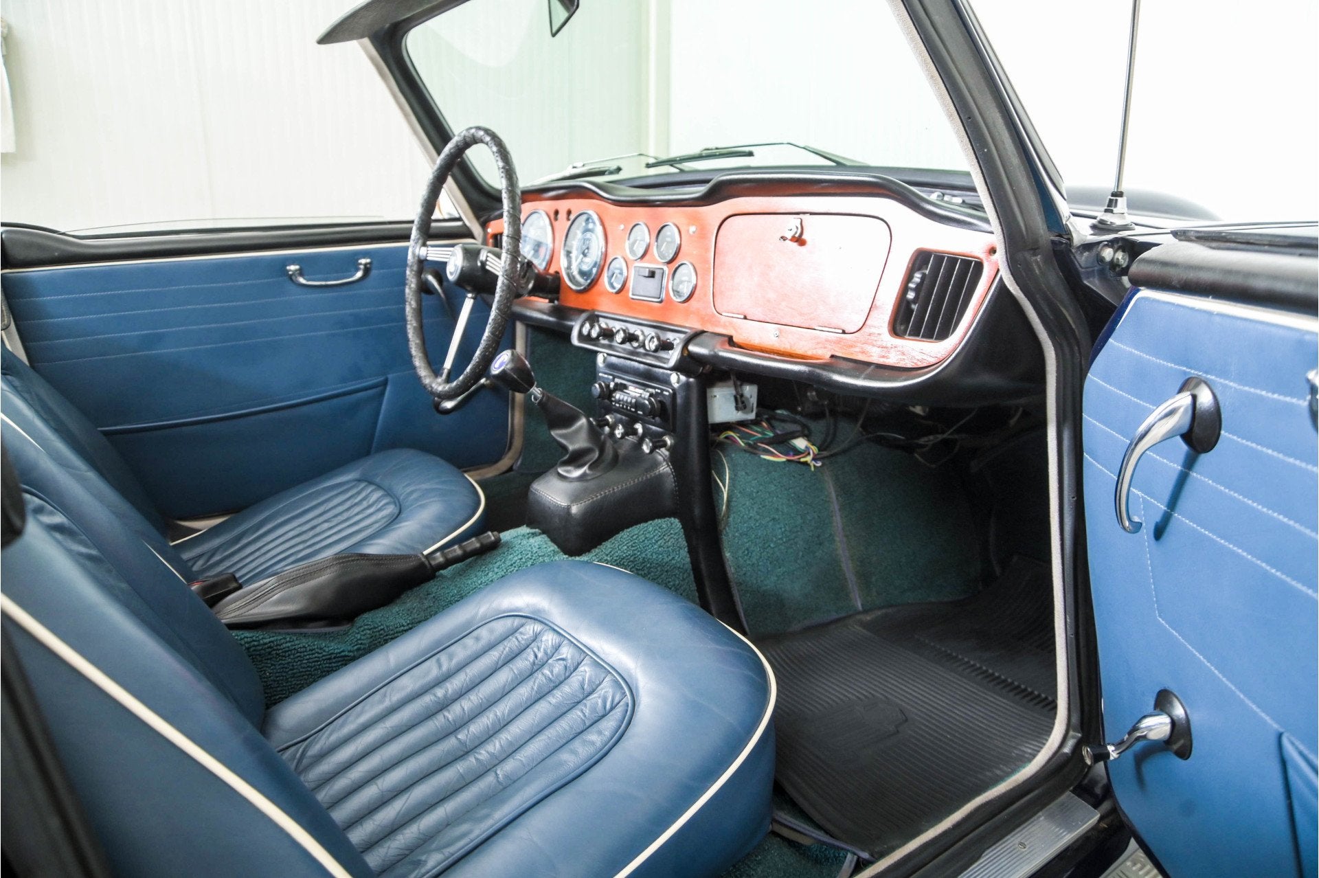 Triumph TR4A Overdrive (bj 1967), foto 11
