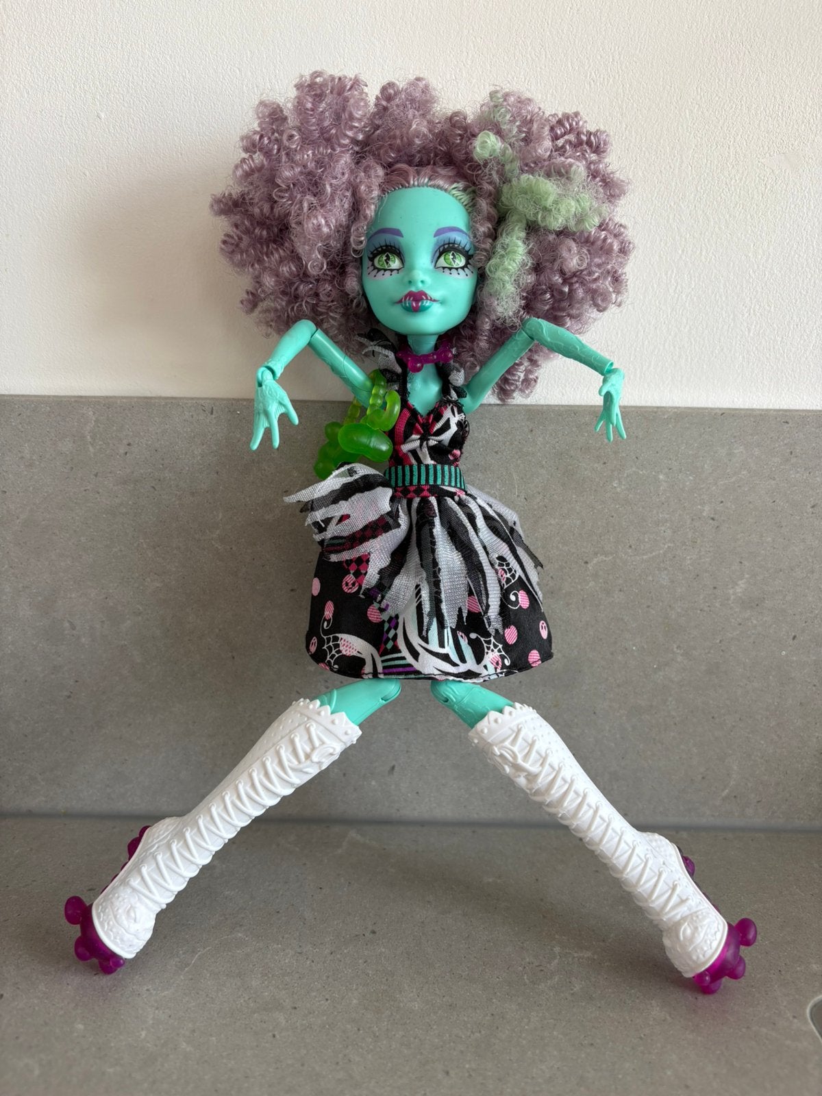 Monster high pop, Ophalen of Verzenden, Zo goed als nieuw, Pop