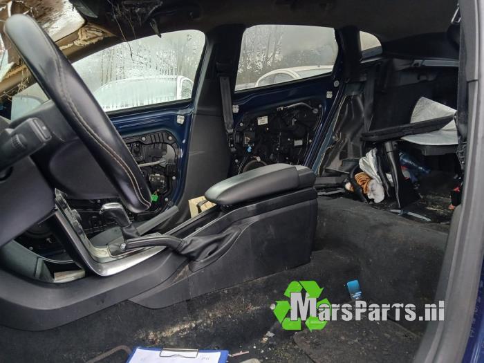 Veiligheidsgordel rechts-voor van een Volvo V40, Gebruikt, -, -, Ophalen of Verzenden