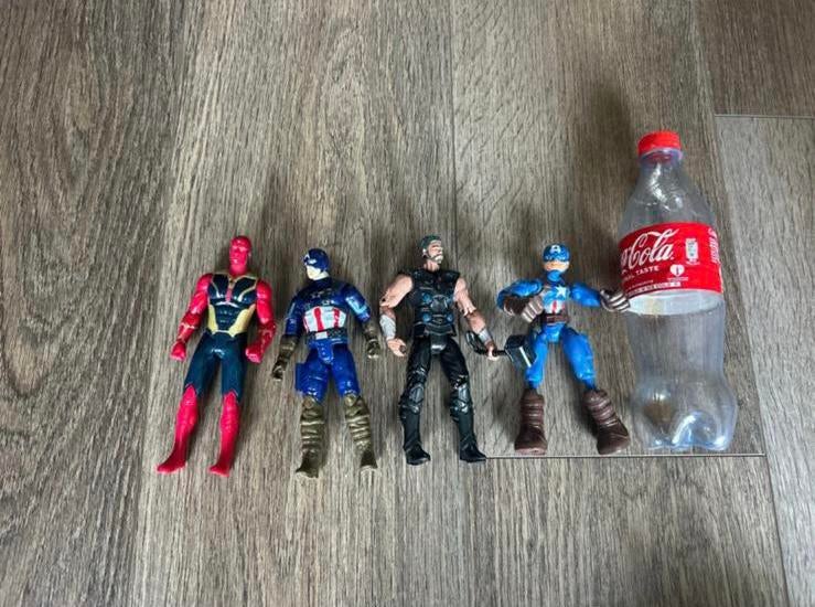 Marvel Avengers actiefiguren 15 cm izgst, Ophalen of Verzenden, Zo goed als nieuw