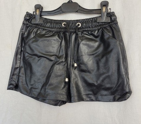 Stoere zwarte nepleren korte broek mt 134/140 merk Coolcat, Broek, Meisje, ., Ophalen of Verzenden