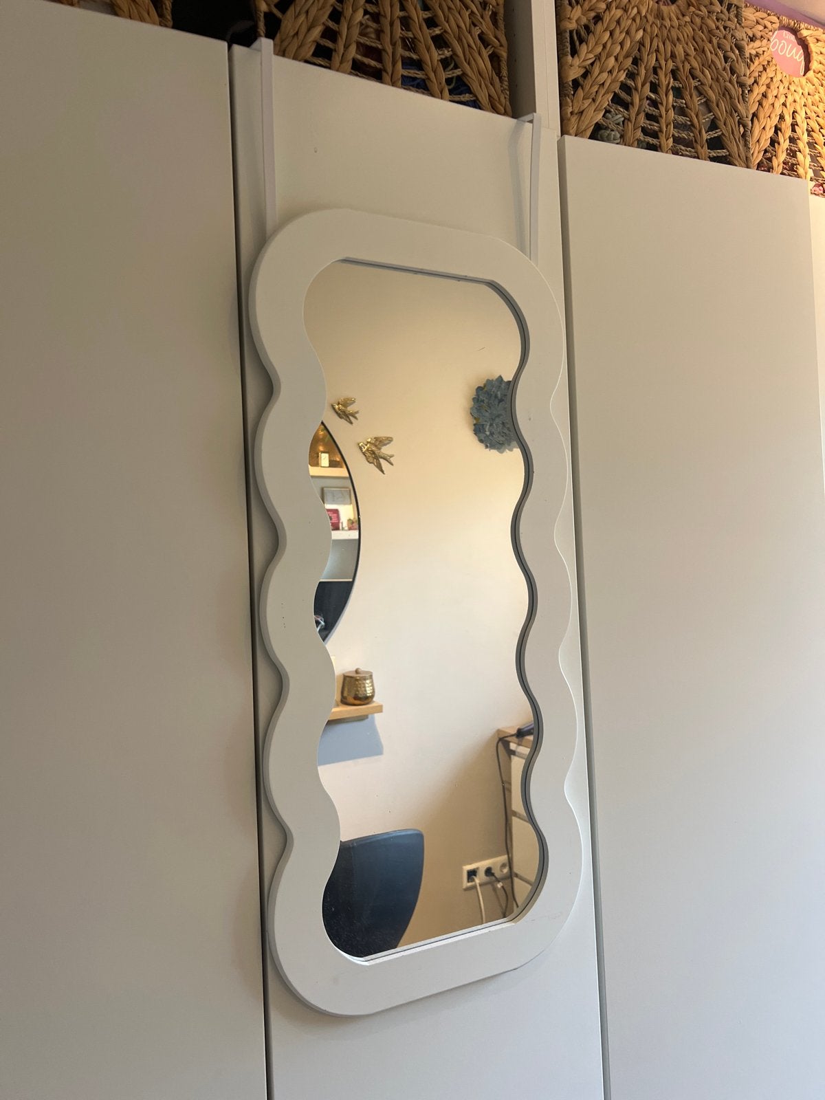 Golvende spiegel voor deur of muur, Huis en Inrichting, Ophalen, Minder dan 50 cm, Gebruikt, 100 tot 150 cm