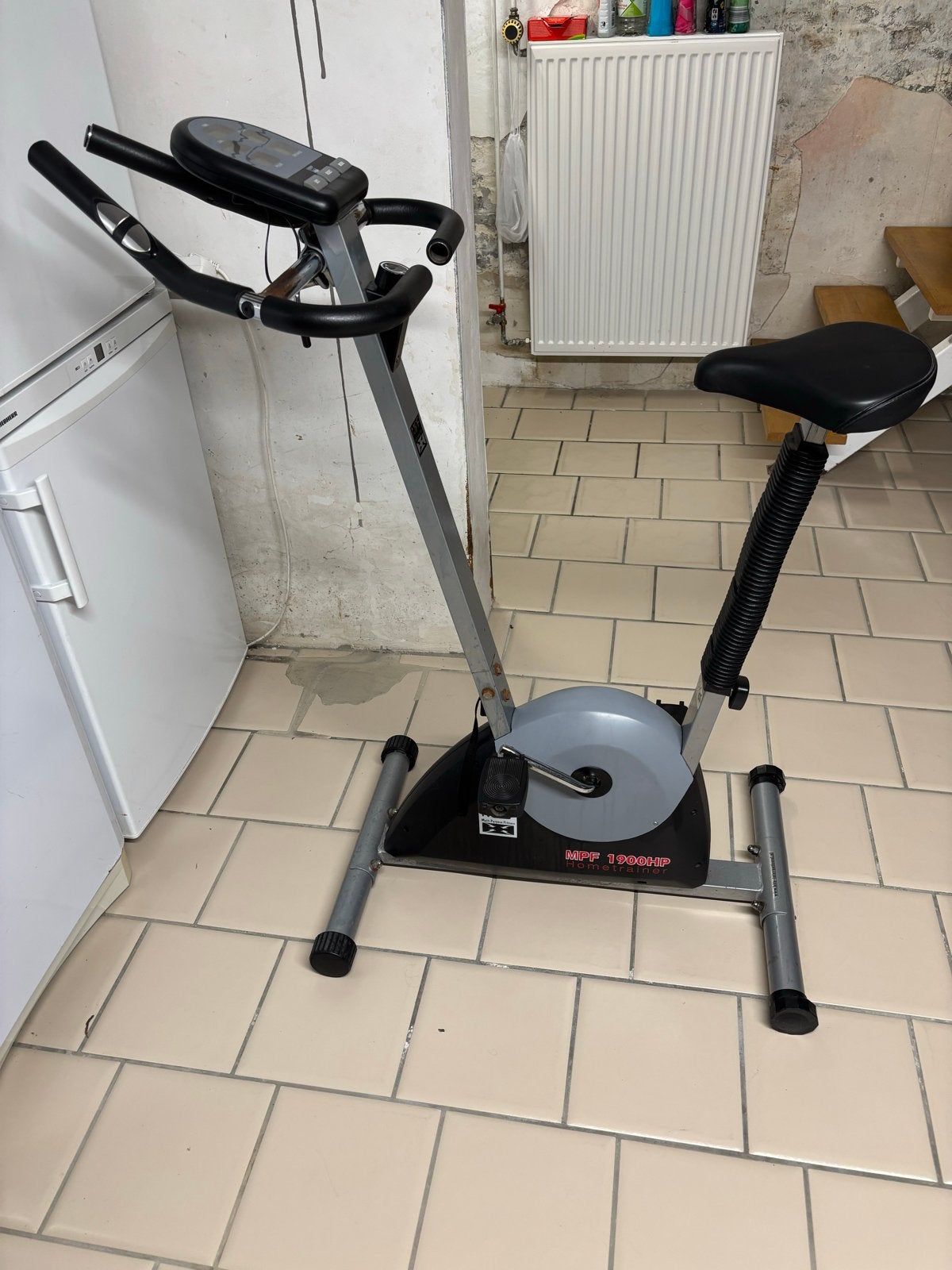 Hometrainer BH Fitness MPF 1900HP - Gebruikt, Sport en Fitness, Ophalen, Gebruikt, Metaal, Benen