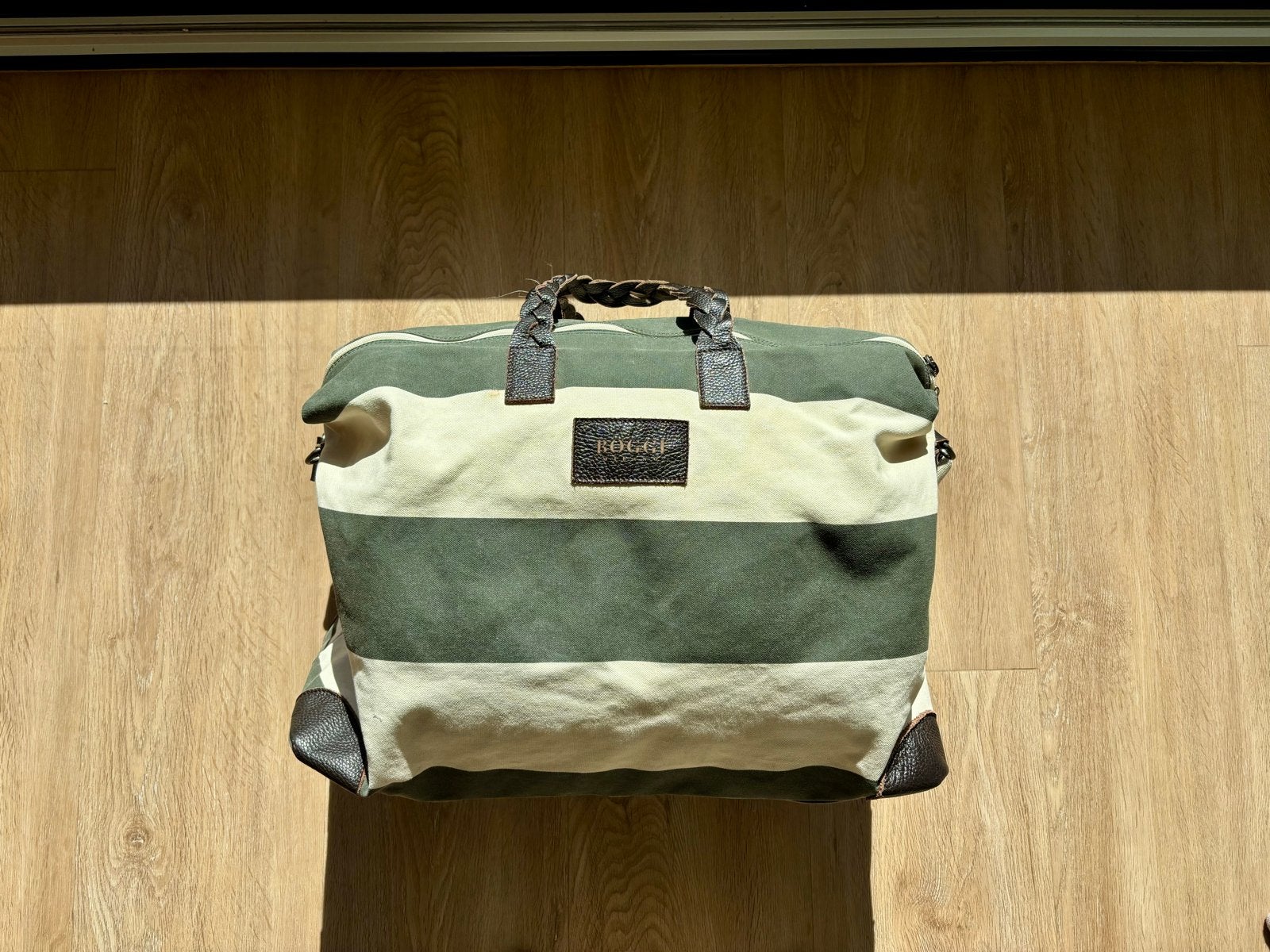 Boggi Milano weekendtas – groen/beige gestreept canvas, 20 tot 30 cm, Ophalen of Verzenden, Zo goed als nieuw, 60 tot 80 cm