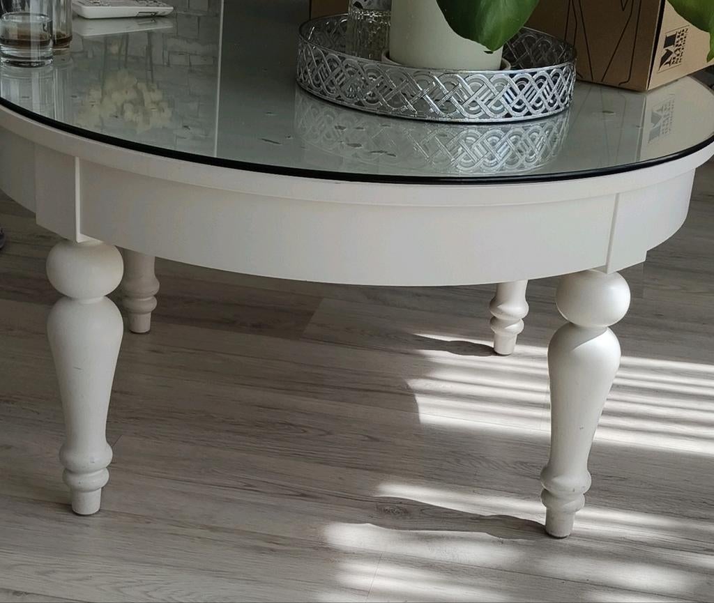 Ronde ikea vintage tafel +glas gebruıksporen opnieuw verfen!, Huis en Inrichting, Tafels | Salontafels, Ophalen, 50 tot 100 cm