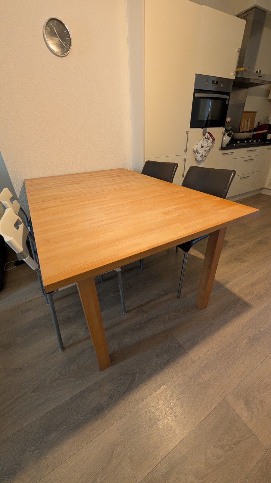 Uitschuifbare eettafel van hout, Ophalen, 100 tot 150 cm, Zo goed als nieuw, Vijf personen of meer