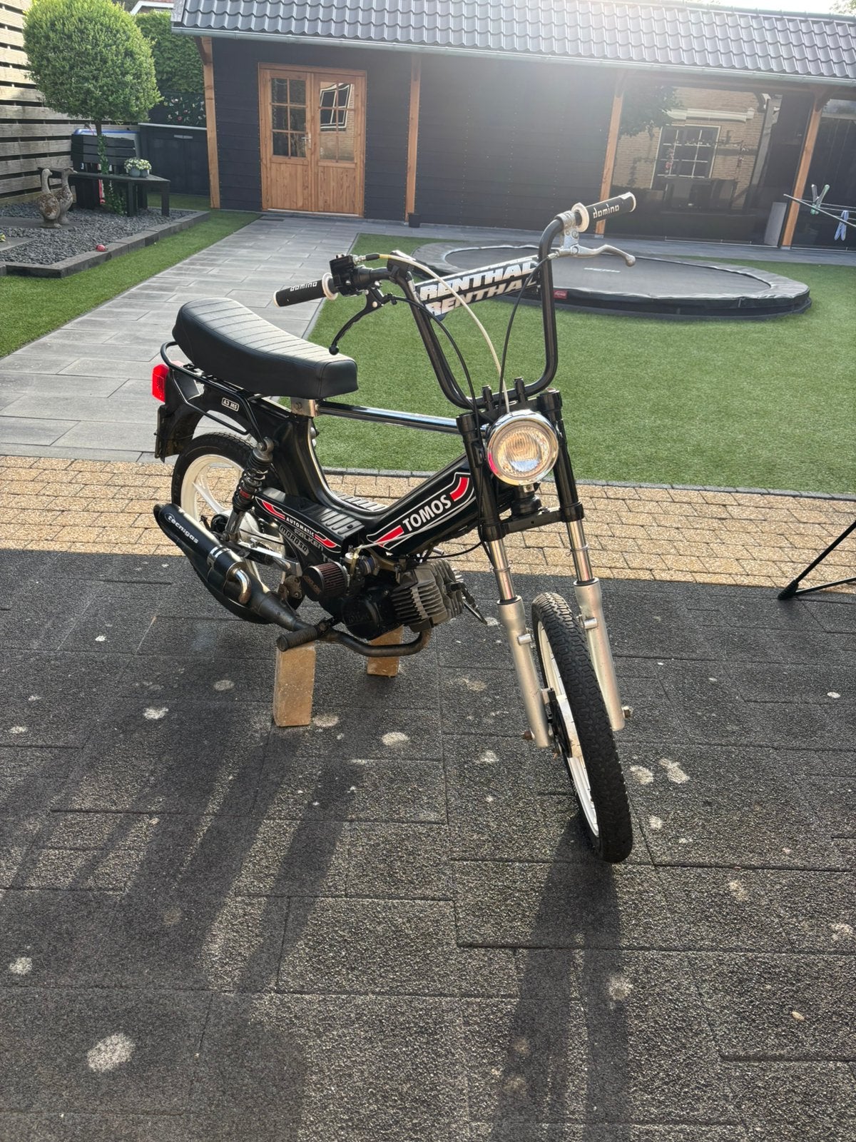 Tomos 65cc zwart, Fietsen en Brommers, Brommers | Tomos, Ophalen, Zo goed als nieuw, Standard