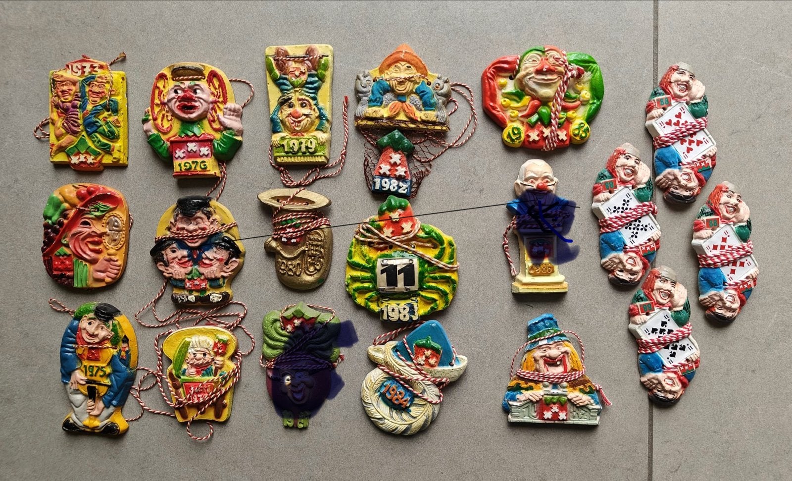 Vintage vastenavond veldtekens Jaren '70 en '80 Collectie, Ophalen of Verzenden, Gebruikt, Feestartikel, Carnaval