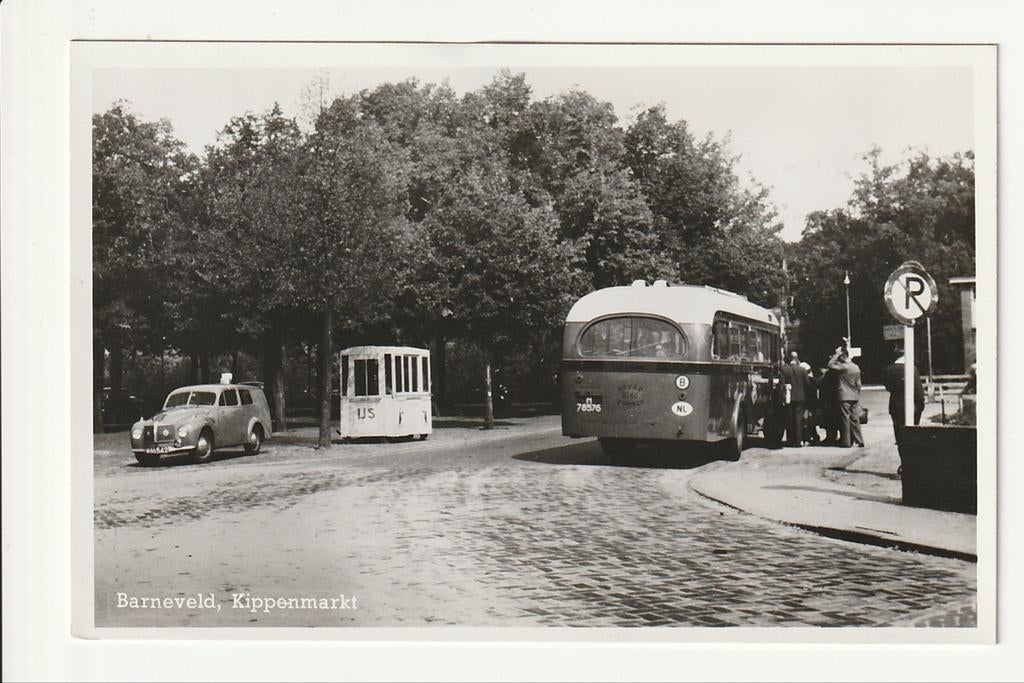 BARNEVELD KIPPENMARKT BESTELBUS IJSVERKOOP SCANIA V. VERHEUL, Ophalen of Verzenden, 1940 tot 1960, Ongelopen, Gelderland
