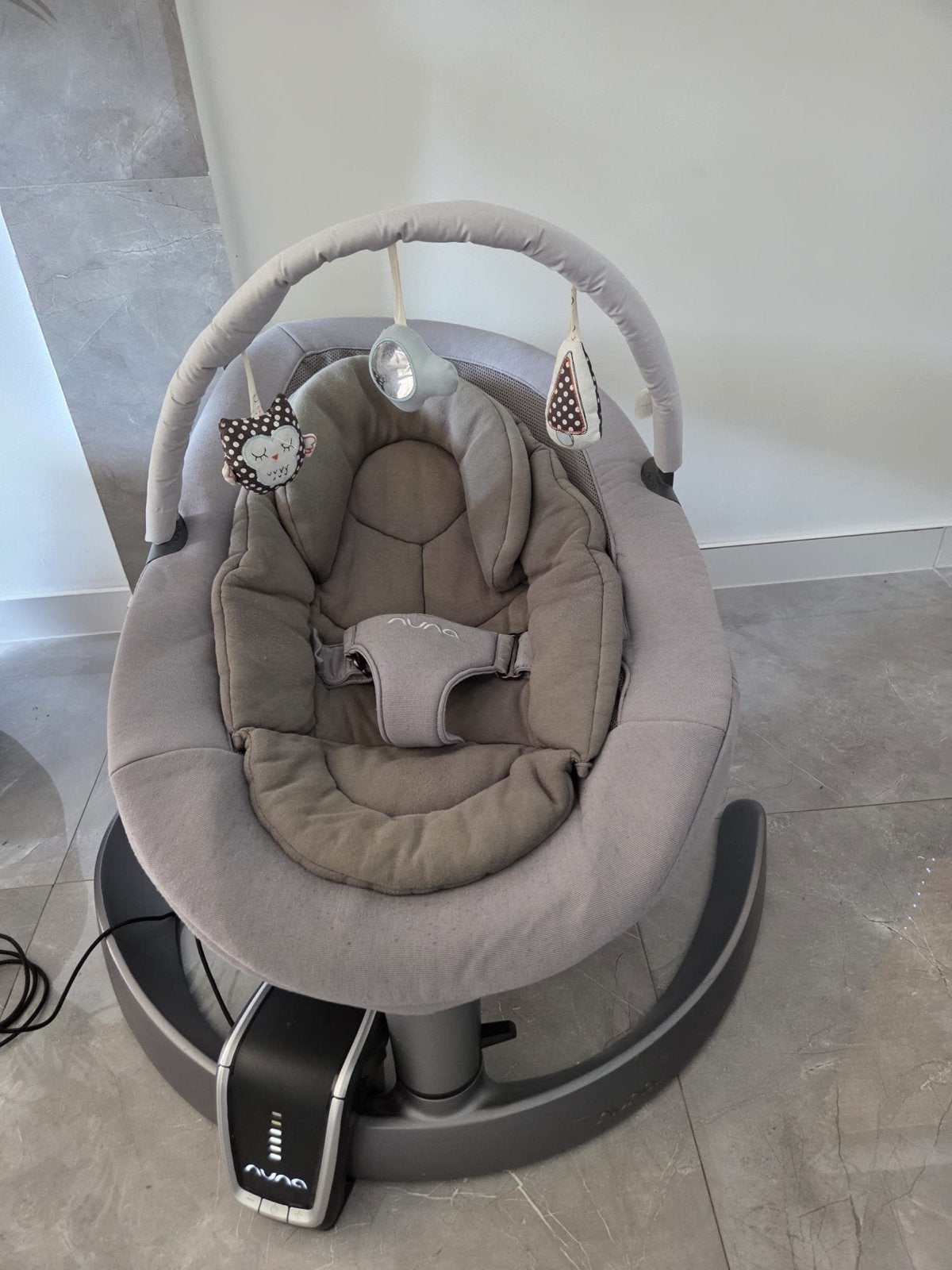 Nuna Leaf Grow Wipstoel - Van baby tot peuter (0-60kg), Gebruikt, Wipstoel, Met gordel(s) of riempje(s), Ophalen