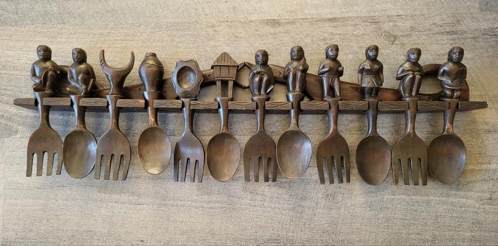 Decoratief Indonesisch houtsnijwerk, Antiek en Kunst, Kunst | Beelden en Houtsnijwerken, Ophalen of Verzenden