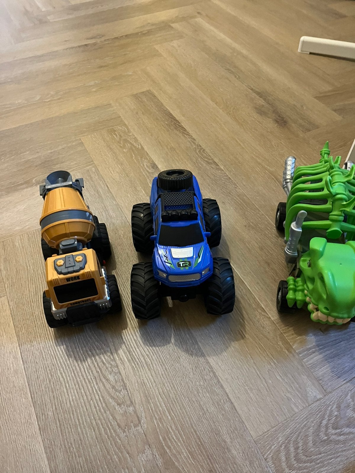 Speelgoed auto’s met geluid, Ophalen, Zo goed als nieuw