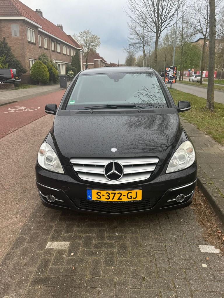 Mercedes-Benz B-Klasse 2.0 CDI B200 5DRS 2011 Zwart, Auto's, Mercedes-Benz, Voorwielaandrijving, 4 cilinders, 715 kg, Zwart
