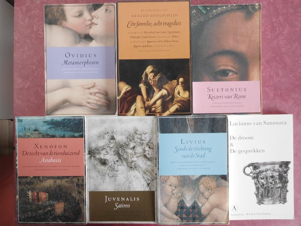 Xenofon Juvenalis Lucianus van Samosata Eén familie, acht, Ophalen of Verzenden, Zo goed als nieuw