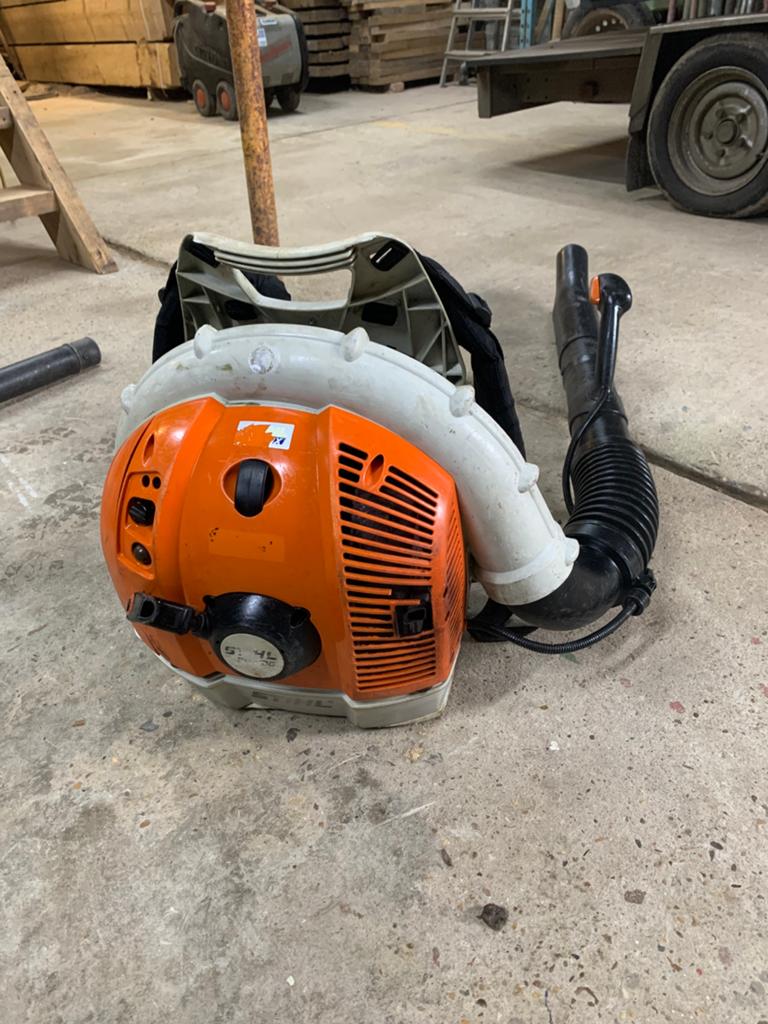 Bladblazer br 600 en br400, Tuin en Terras, Ophalen of Verzenden, Zo goed als nieuw, Benzine