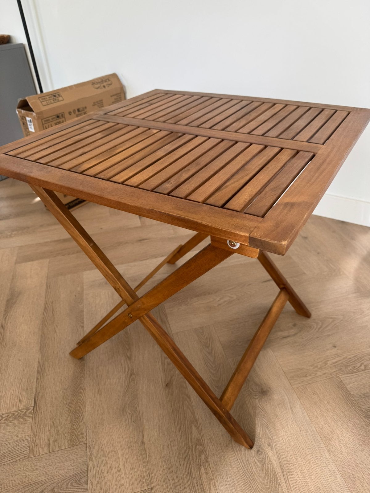 Garden table - wood, Ophalen, Zo goed als nieuw, Rechthoekig, Hout