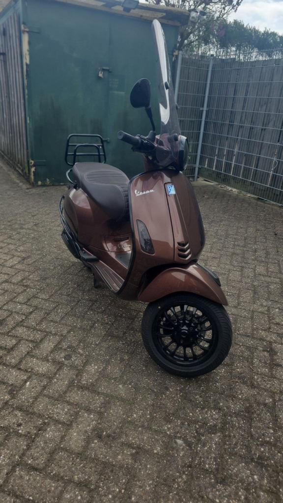 Nette Vespa Primavera - te ruil vespa lx50, Fietsen en Brommers, Scooters | Vespa, Zo goed als nieuw, Overige modellen, Maximaal 25 km/u