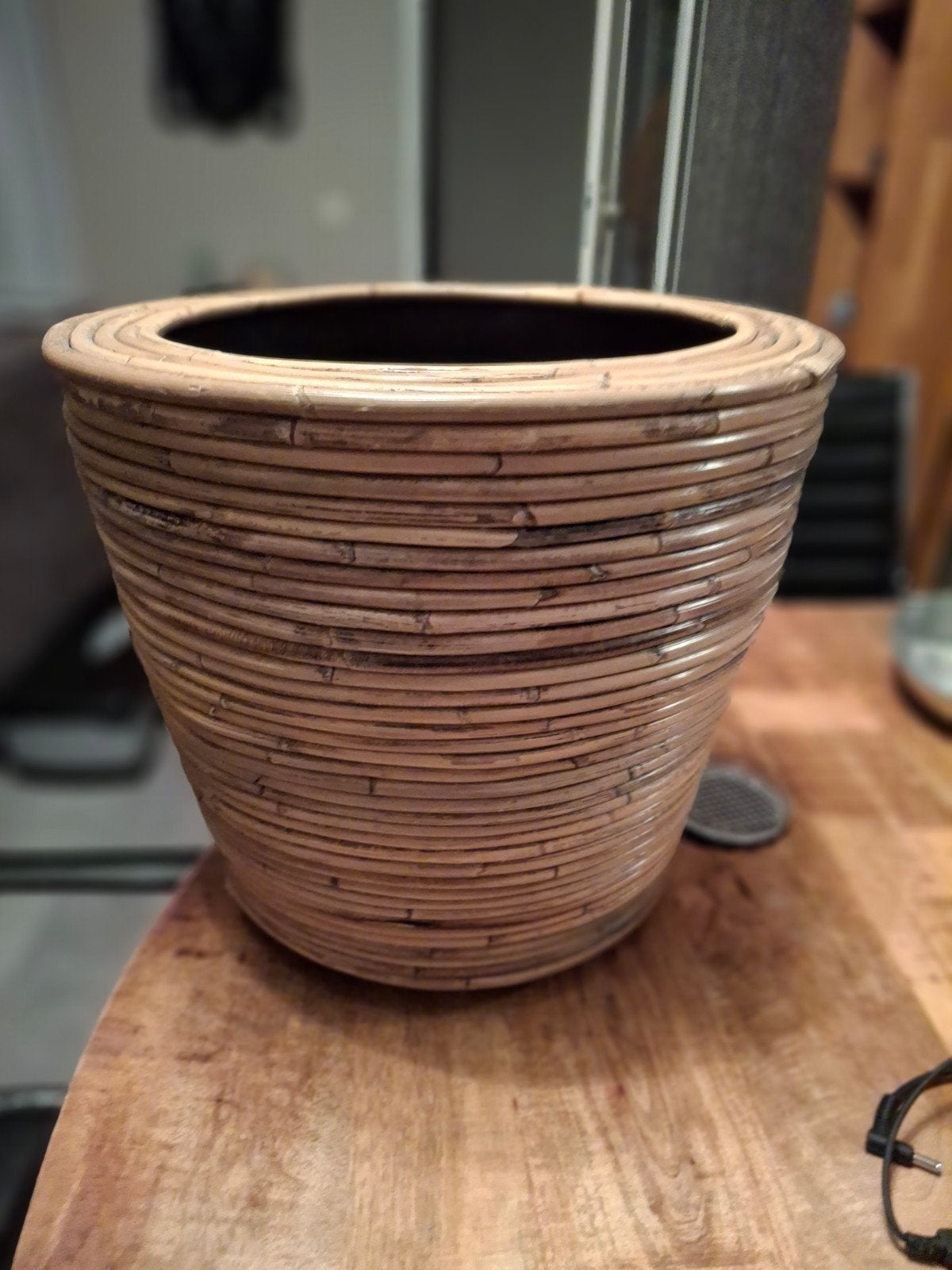 Rotan bloempot/plantenbak - Gebruikt, Ophalen, Overige materialen, Rond, Minder dan 25 cm