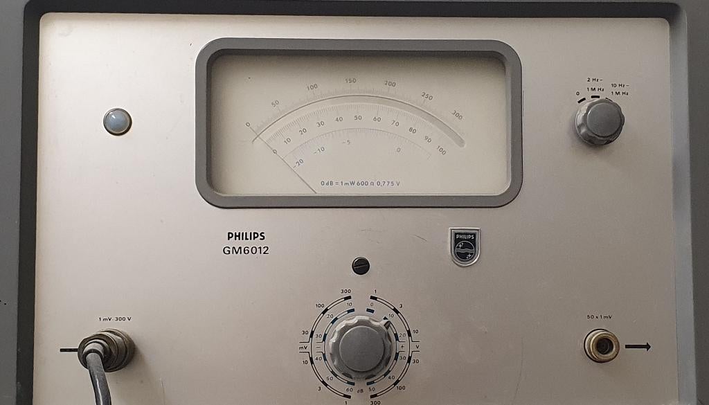 Philips buisvoltmeter GM6012 goed werkend incl kabels manual, Ophalen, Gebruikt, Audio
