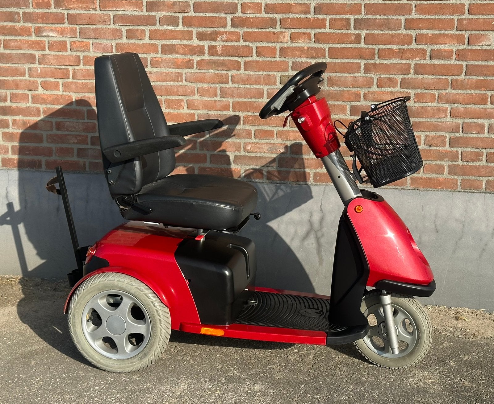 Scootmobiel Trophy 6 (zeer goede vering)