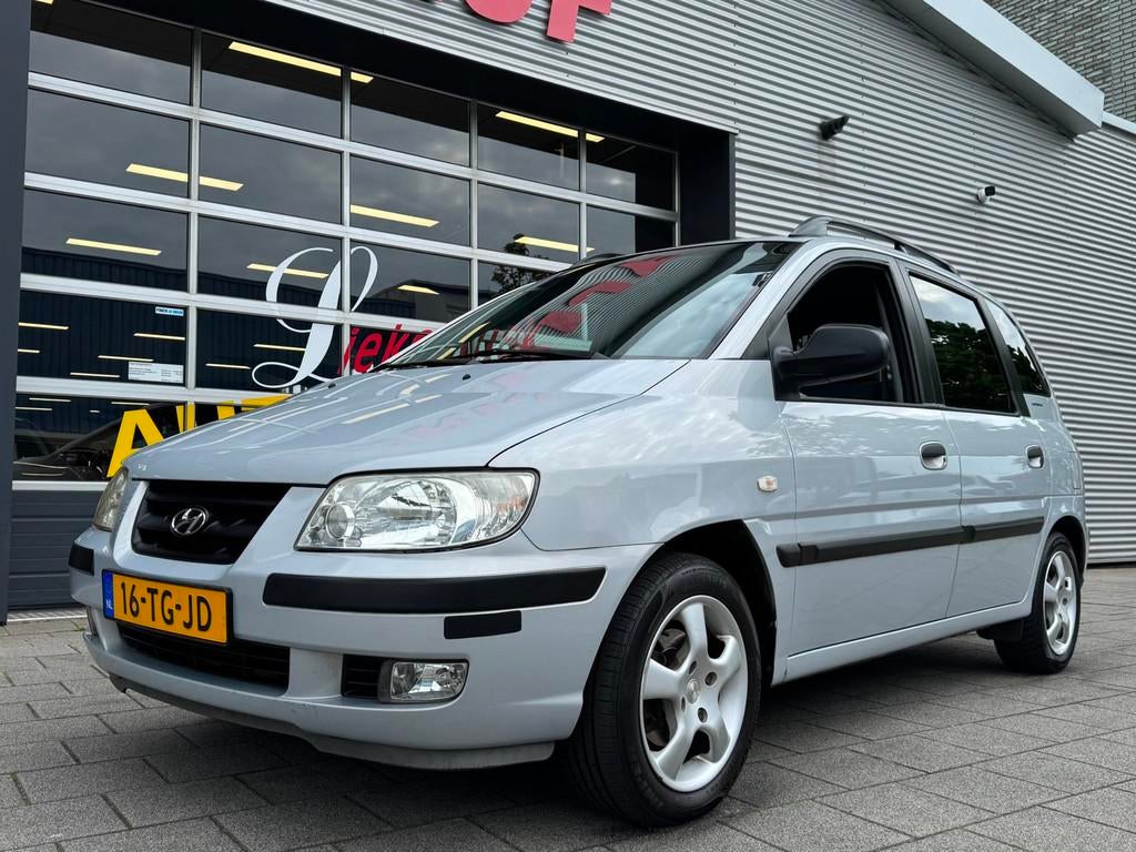 Hyundai Matrix 1.6i Dynamic - Airco I Sport velgen I PDC I C, Voorwielaandrijving, Matrix, Stof, Gebruikt
