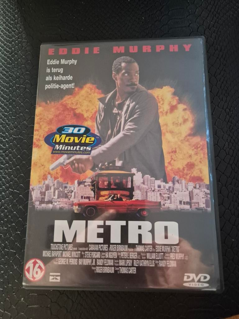 Metro, Vanaf 16 jaar, Ophalen of Verzenden, Zo goed als nieuw