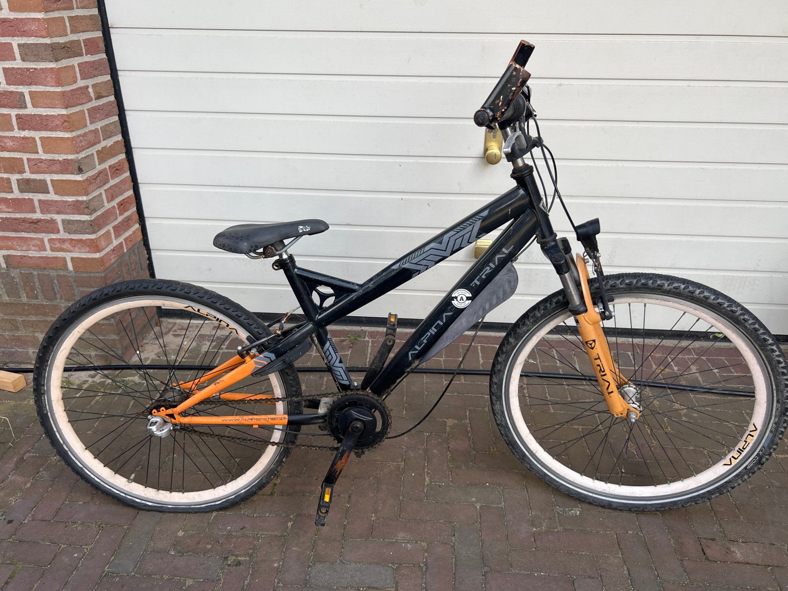 Alpina Trial 26 inch opknapper - Oranje/Zwart, Ophalen, Gebruikt, 24 inch of meer