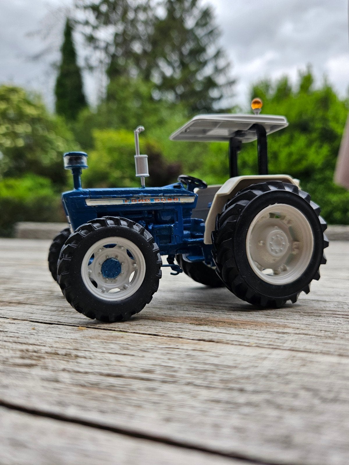 Verbouwde Ford 5000 4wd, Ophalen of Verzenden, Tractor of Landbouw, Britains