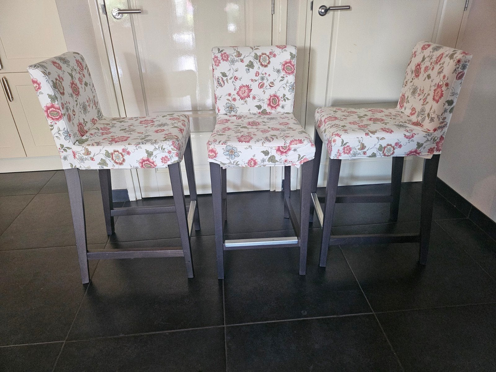 Set van 3 Ikea barkrukken met wasbare hoezen, Huis en Inrichting, Barkrukken, Ophalen, Gebruikt, 90 cm of meer, 3 krukken