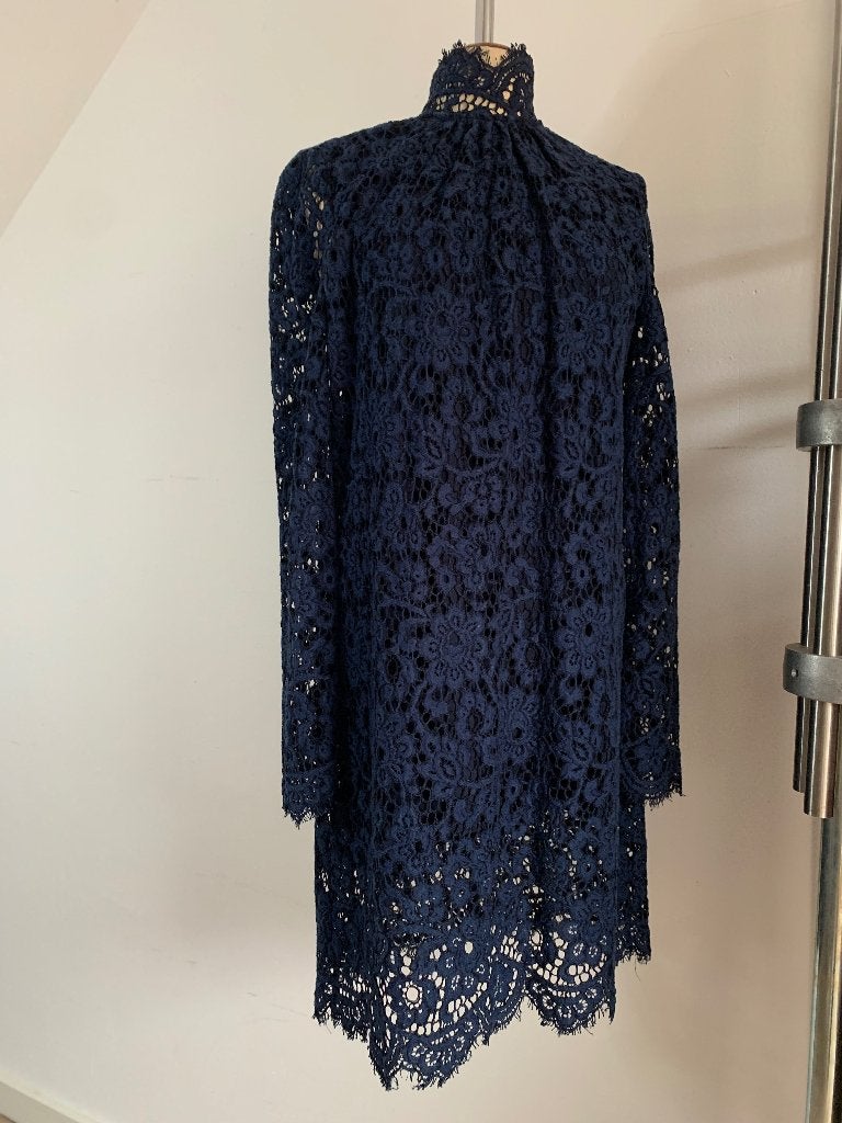 Twin Set Twinset jurk kant blauw 38/M, Maat 38/40 (M), Twinset, Zo goed als nieuw, Knielengte