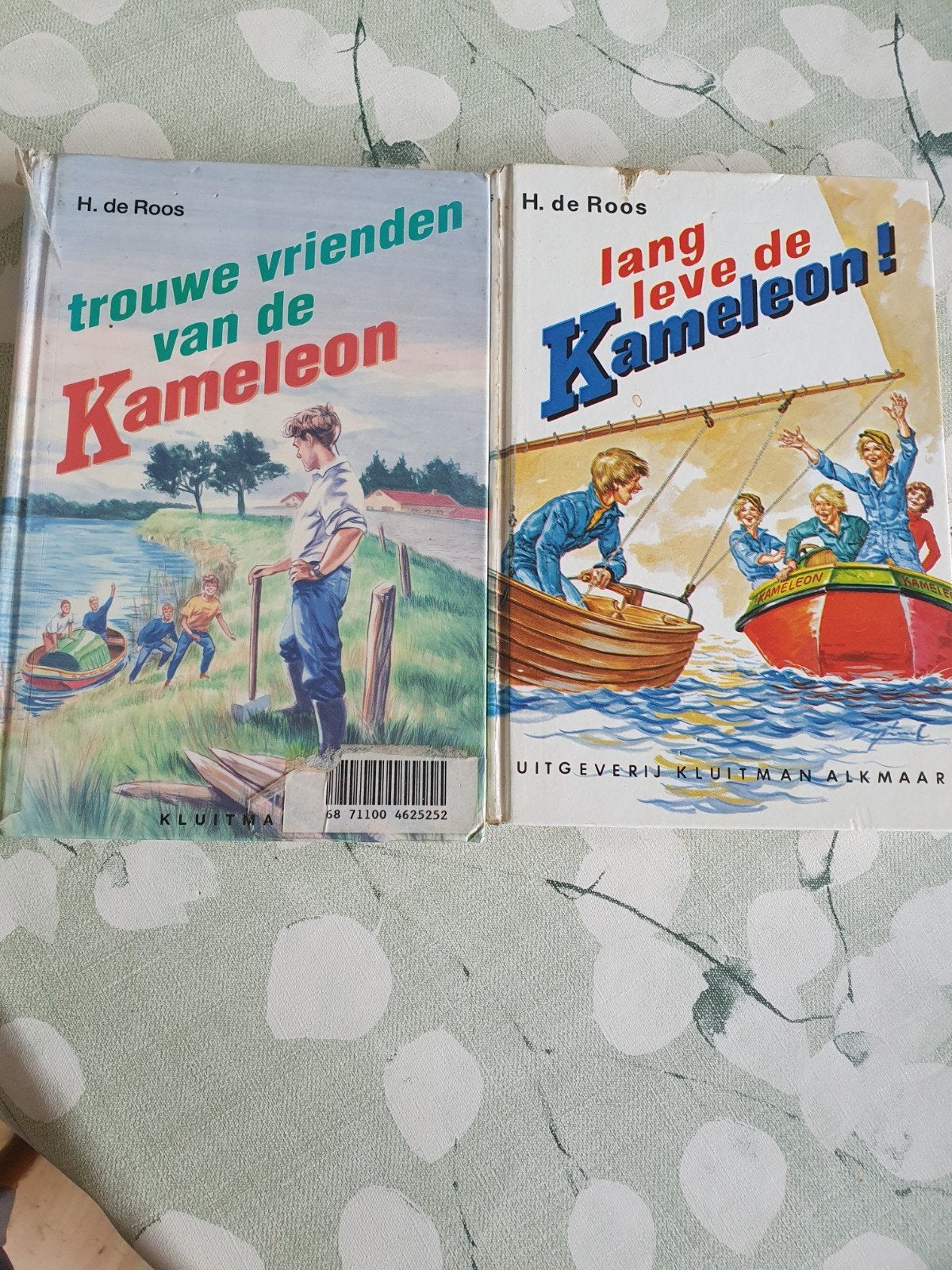Kameleon boeken: Trouwe vrienden & Lang leve de Kameleon!, Boeken, Ophalen of Verzenden, Gelezen, H. de Roos, Fictie
