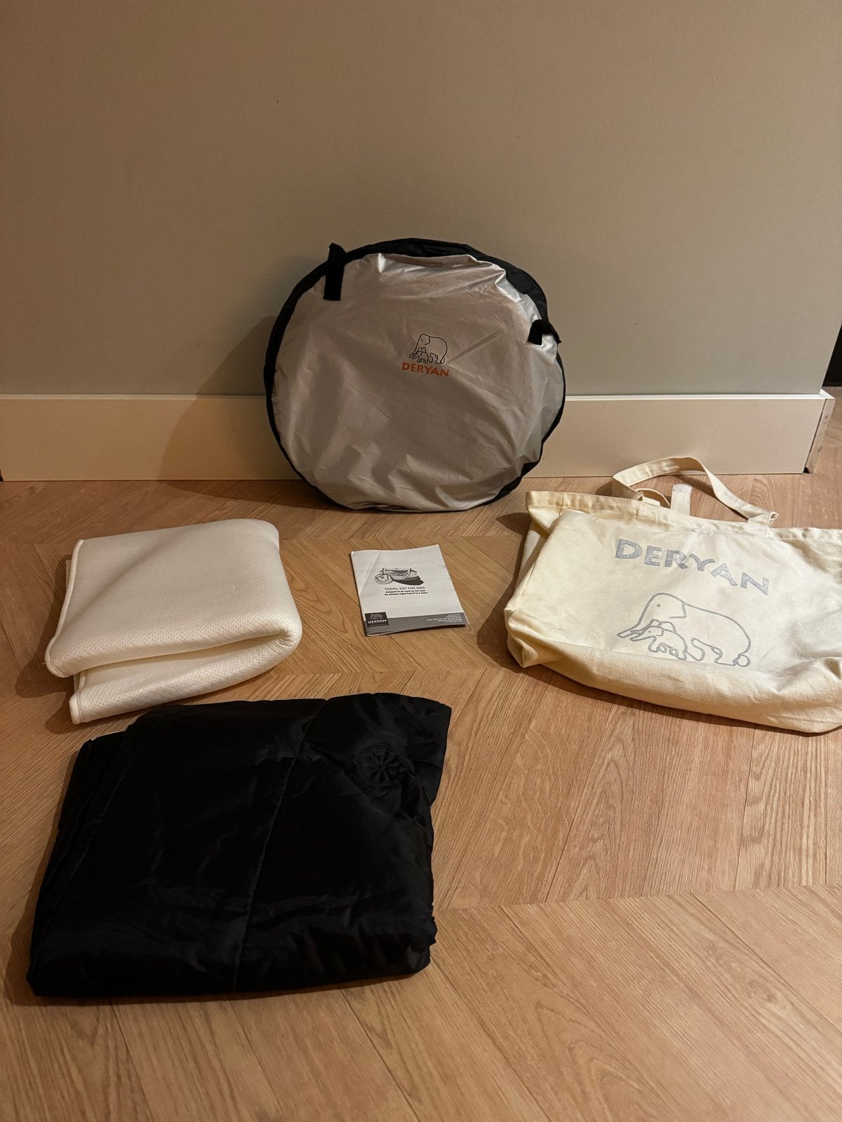 Deryan Peuter Luxe Reisbedje met Matras en Katoenen Slaapmat, Kinderen en Baby's, Ophalen, Zo goed als nieuw, Reisbedje