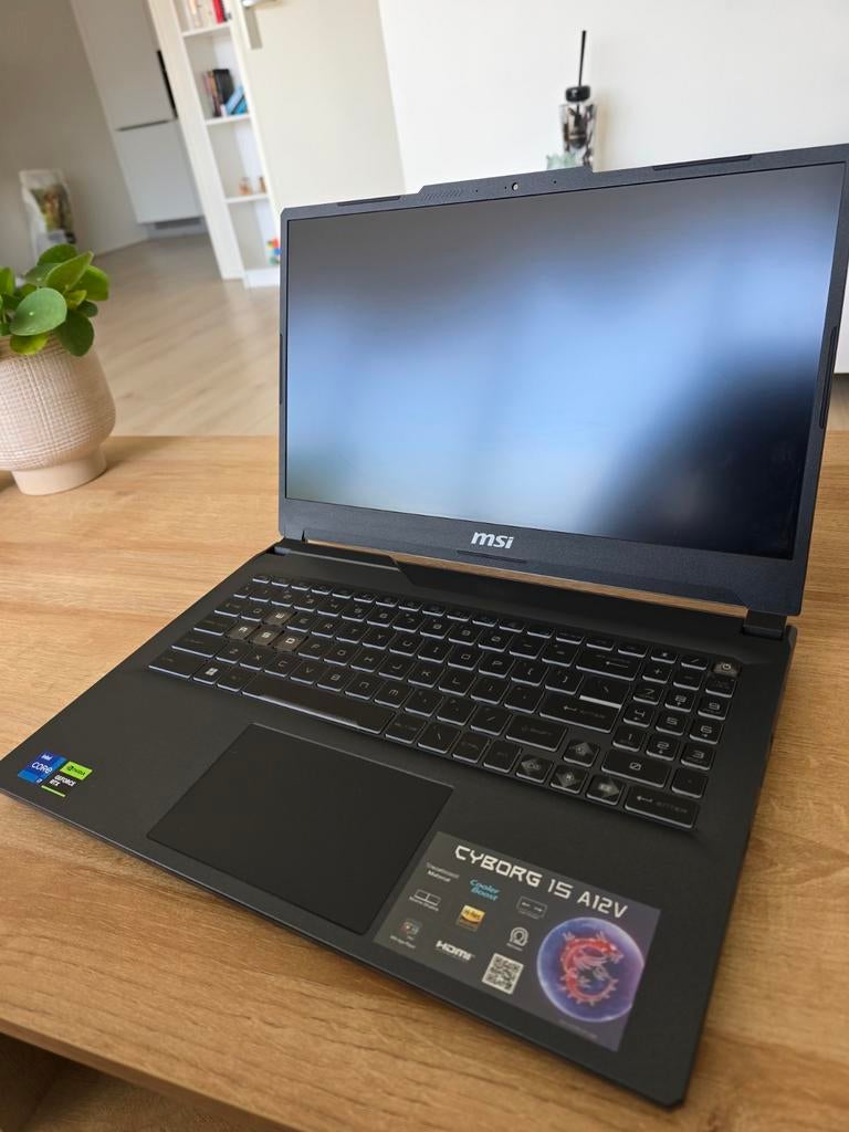 MSI Cyborg 15 A12V Gaming Laptop - Krachtig en Snel, Ophalen of Verzenden, Zo goed als nieuw, Gaming, SSD