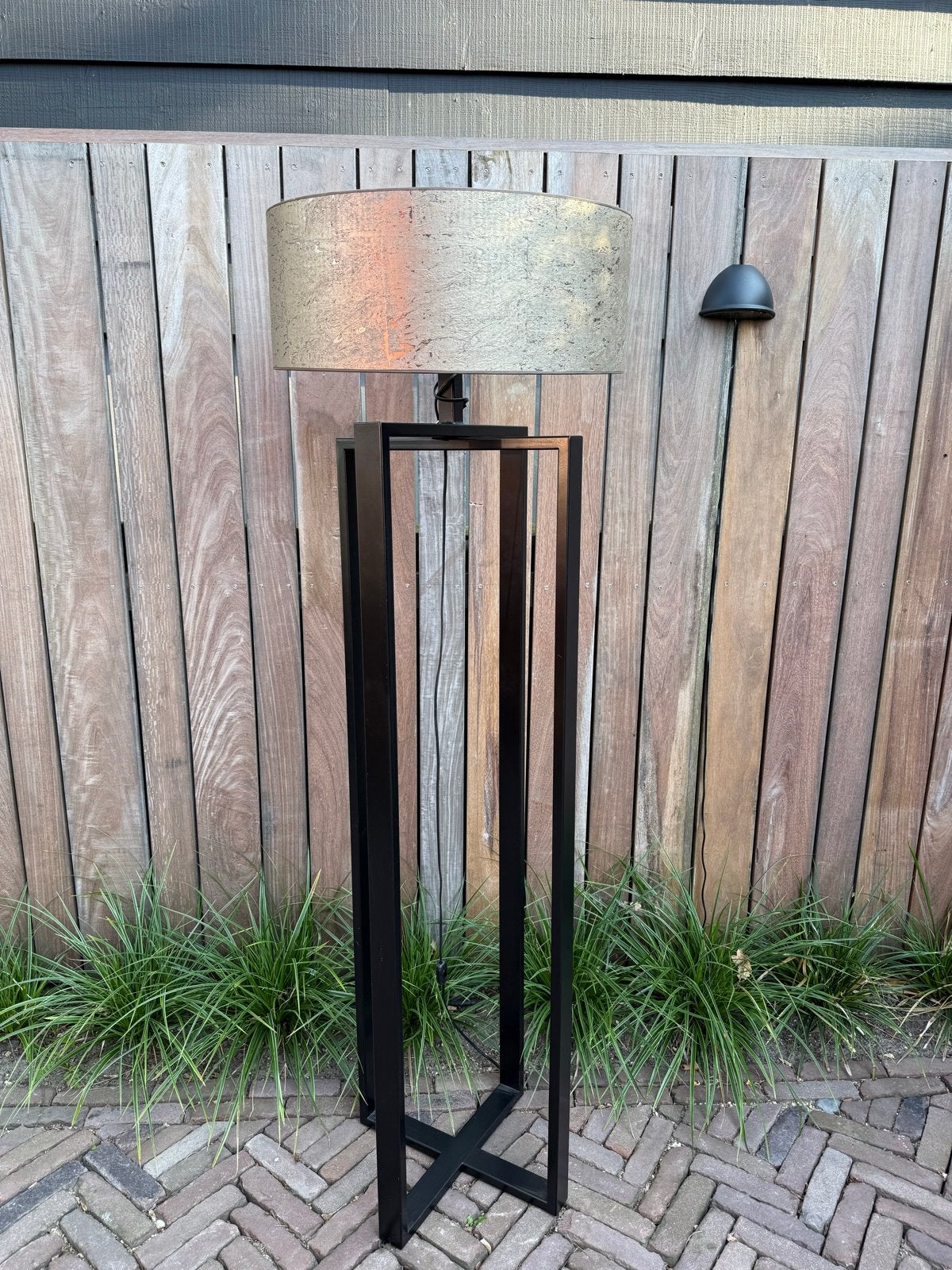 Stijlvolle staande stalen lamp met Duran lampenkap, Ophalen, E27 (groot), Zo goed als nieuw, Metaal