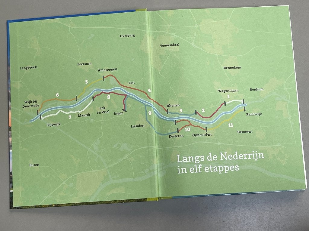 Langs de Nederrijn - Natuur en cultuur Wageningen en Wijk, Ophalen of Verzenden, 20e eeuw of later, Zo goed als nieuw
