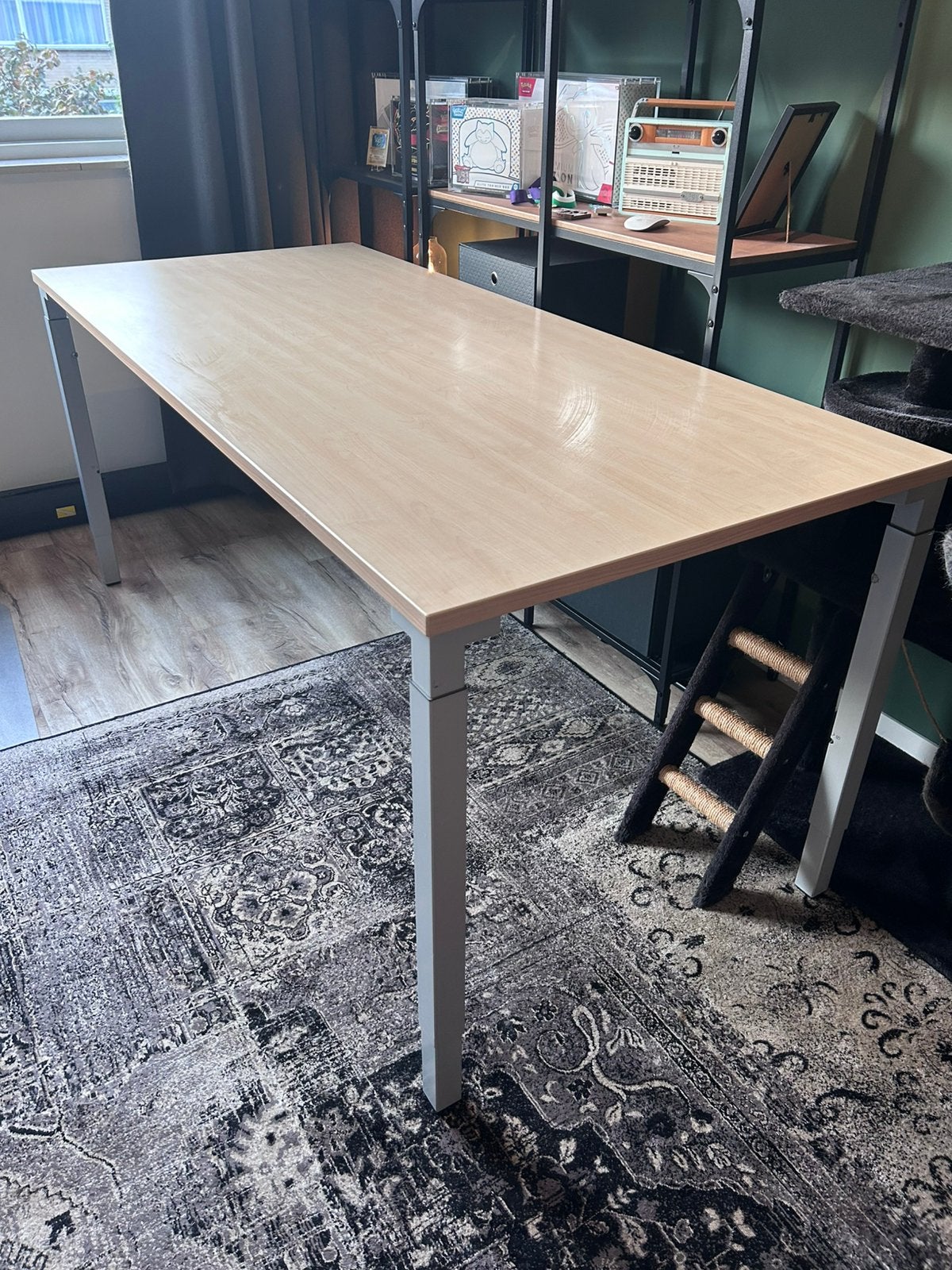 Bureau 180x80, Ophalen, In hoogte verstelbaar, Zo goed als nieuw