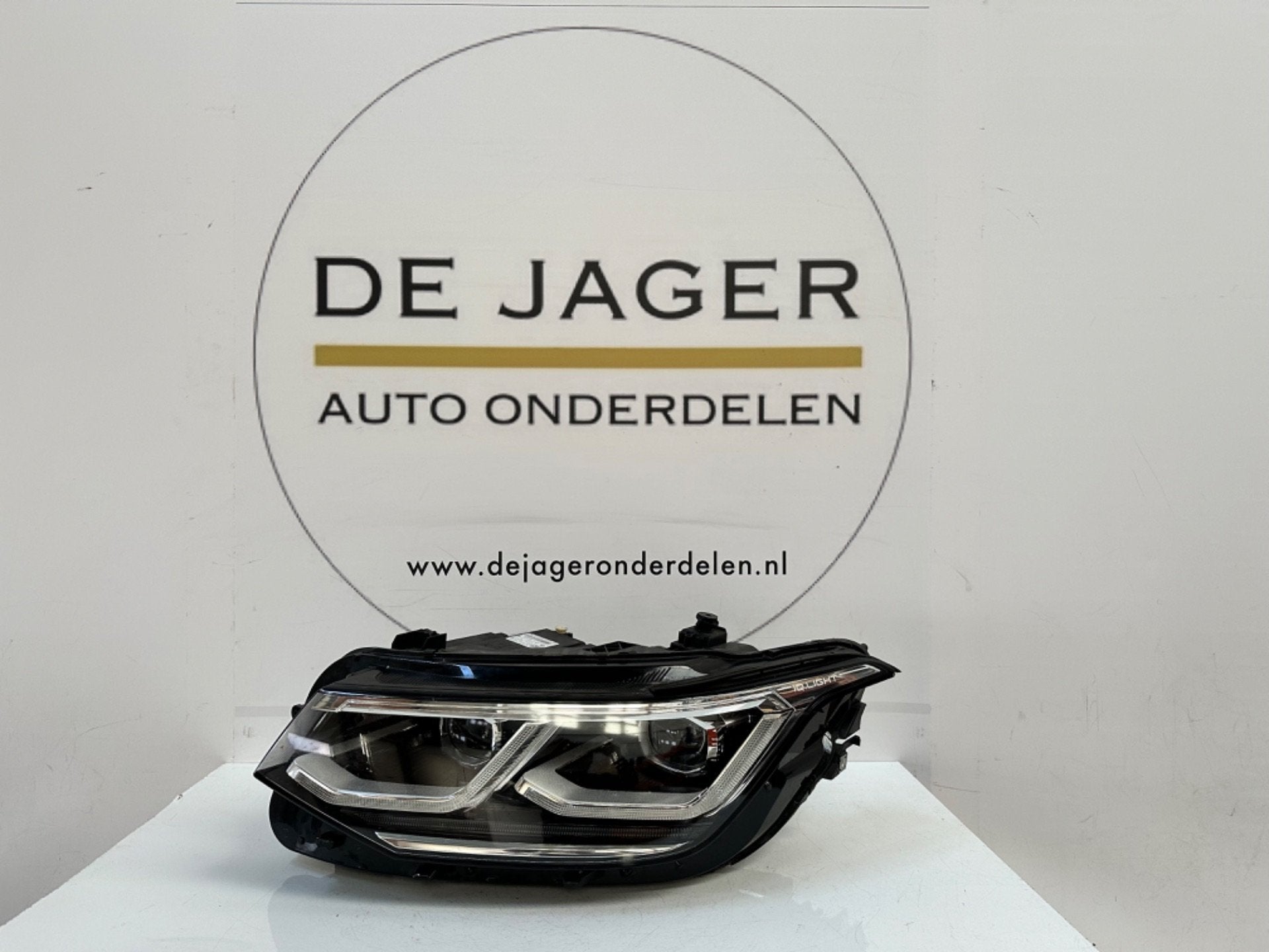 VW TIGUAN 5NA FACELIFT KOPLAMP IQ LIGHT 5NB941081G, Gebruikt, Volkswagen, Volkswagen AG, Berliner Ring 2
38440  Wolfsburg, DE