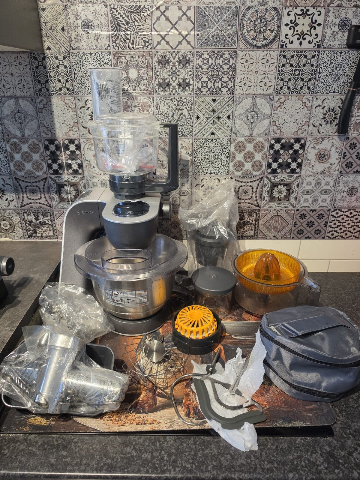 Bosch MUM59M55 keukenmachine, 4 liter of meer, Ophalen, Zo goed als nieuw, 3 snelheden of meer