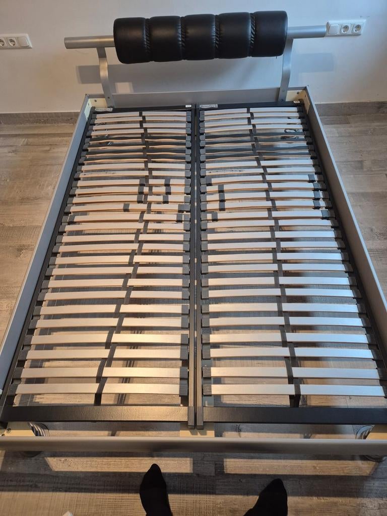 Bed met matras, Huis en Inrichting, Slaapkamer | Bedden, Ophalen, Gebruikt, Tweepersoons, 190 cm of minder