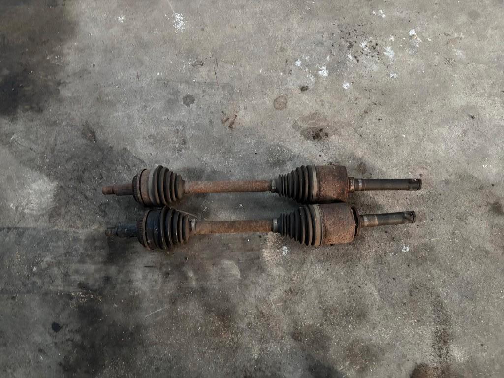 Aandrijfas links, rechts achter, Landrover Discovery 3, Auto-onderdelen, Ophanging en Onderstel, Ophalen of Verzenden, LR, LR