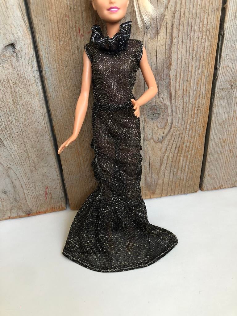 Zwart goud Barbie feestjurk gala, Ophalen of Verzenden, Zo goed als nieuw, Kleertjes